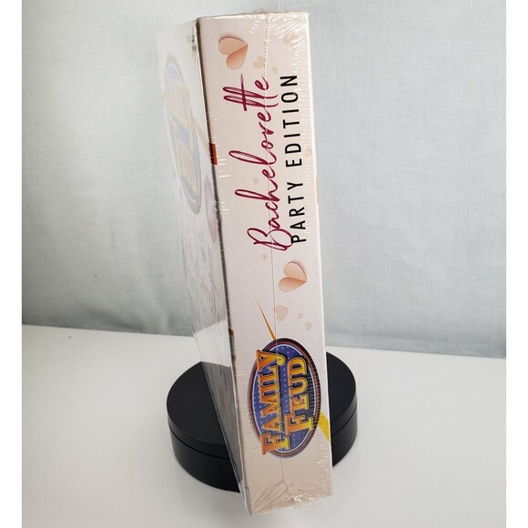 Family Feud Bachelorette Party Edition by Spin Master Games Adult 17+ New - Picture 7 of 16